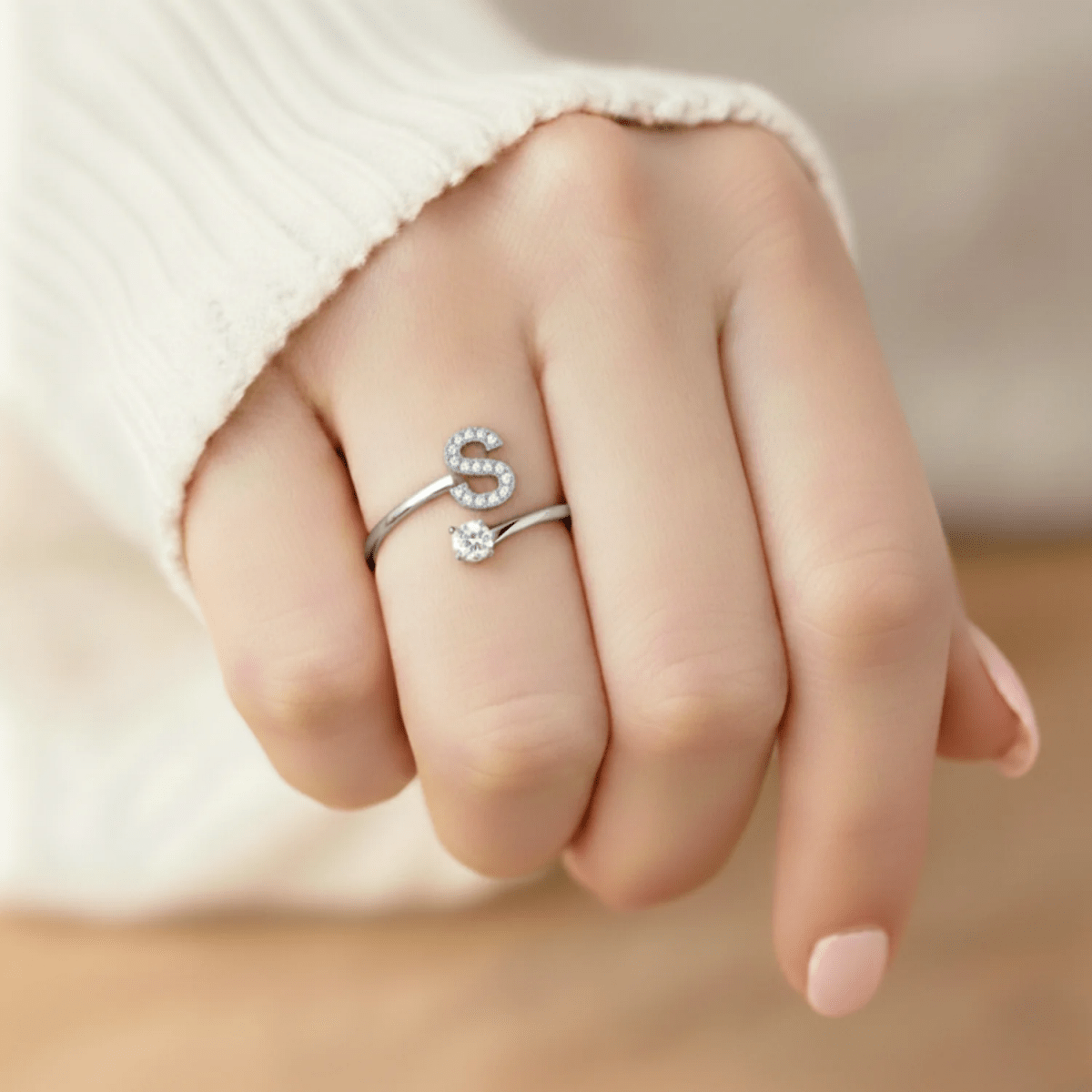 Anillo Ajustable | Inicial - Lourve Collection - Lourve Collection - Anillo Ajustable | Inicial