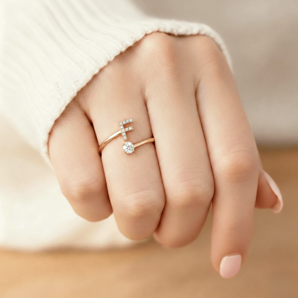 Anillo Ajustable | Inicial - Lourve Collection - Lourve Collection - Anillo Ajustable | Inicial